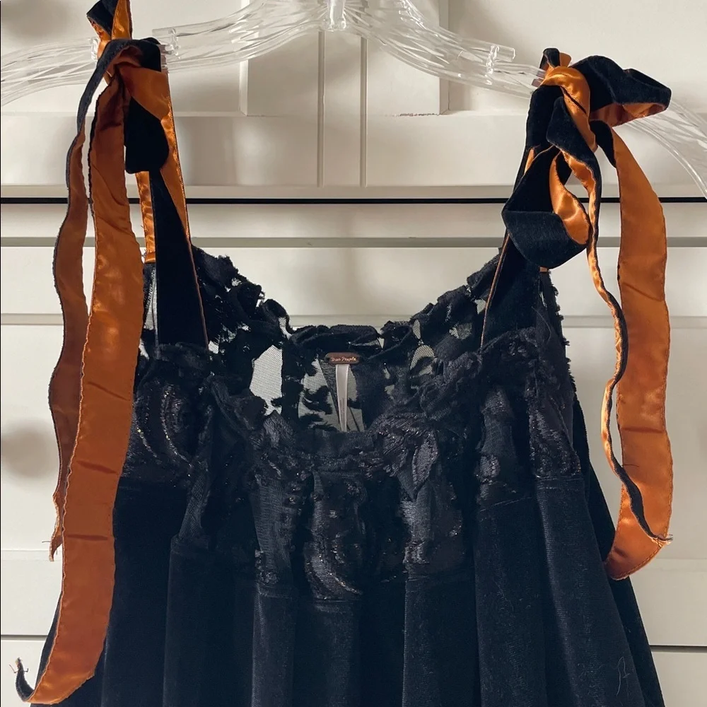 Free People Women’s Black Velvet Lace Trim Babydoll Orange Ribbon Straps - Small